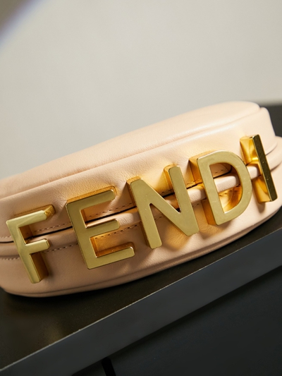 フェンディバッグ細部ディテール